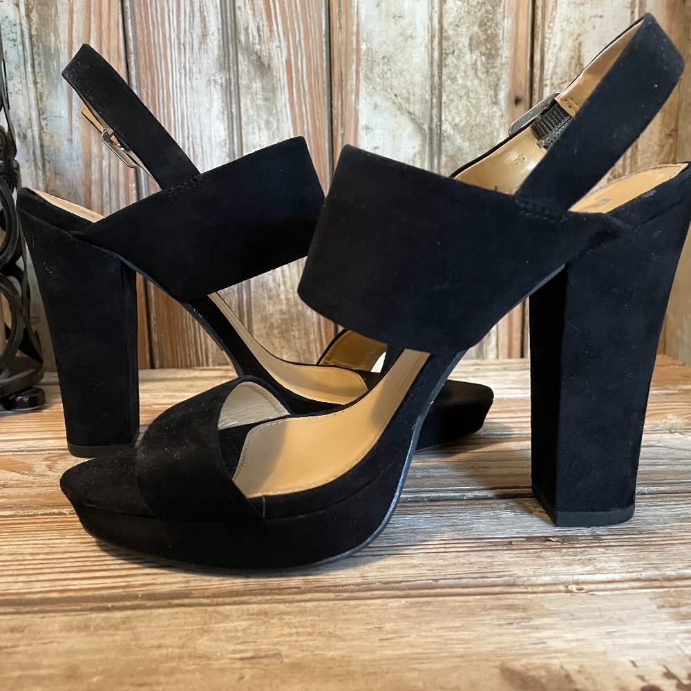 Platform black block heel shoe